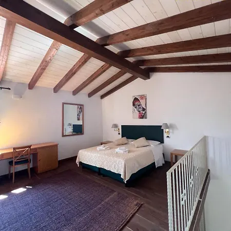 Tanca Taroni Farm stay